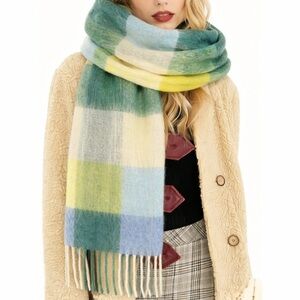 NWT Steve Madden Green and Blue Plaid Scarf